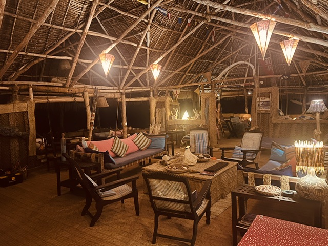 Mess banda in the evening